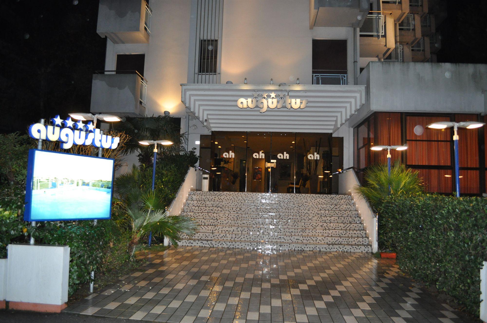 فندق فندق أوجستوس, ريتشوني المظهر الخارجي الصورة